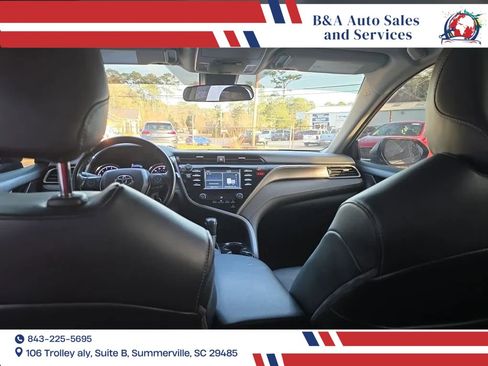 Used 2020 Toyota Camry SE image 19