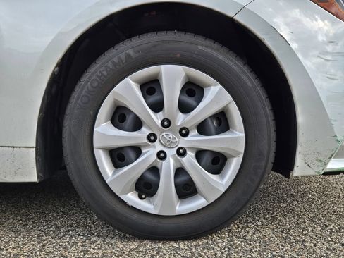 Used 2024 Toyota Corolla LE FWD image 10