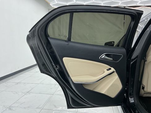 Used 2015 Mercedes-Benz GLA 250 w/ Premium Package image 24