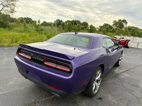 Used 2016 Dodge Challenger SXT Plus RWD image 7