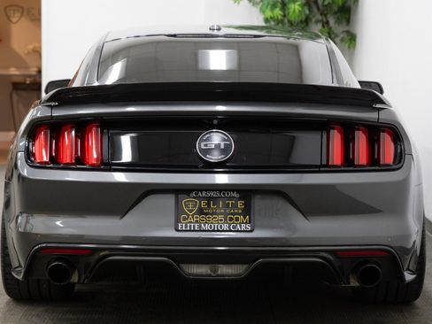 Used 2016 Ford Mustang GT Premium w/ Equipment Group 401A image 4