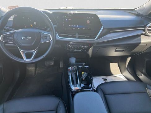 Used 2024 Chevrolet Trax ACTIV w/ Sunroof Package FWD image 10