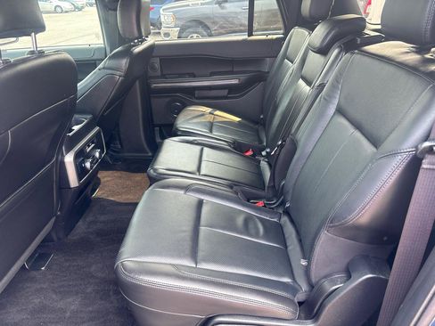Used 2018 Ford Expedition Max XLT AWD/4WD image 27