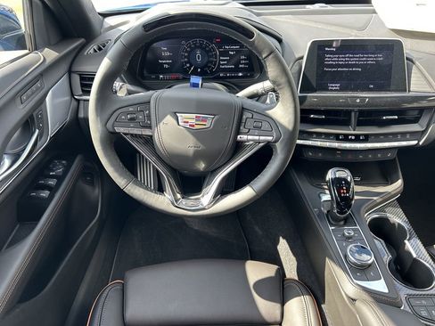 New 2026 Cadillac CT4 V image 13