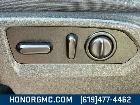 Used 2021 Chevrolet Silverado 1500 LT image 14