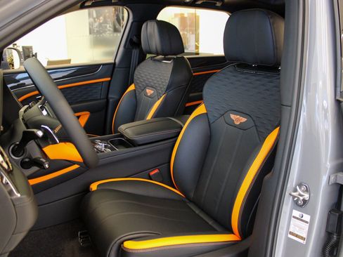 New 2026 Bentley Bentayga Speed image 11