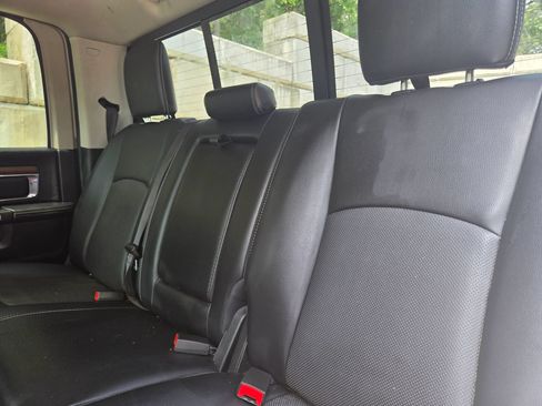 Used 2017 RAM 3500 Laramie AWD/4WD image 4