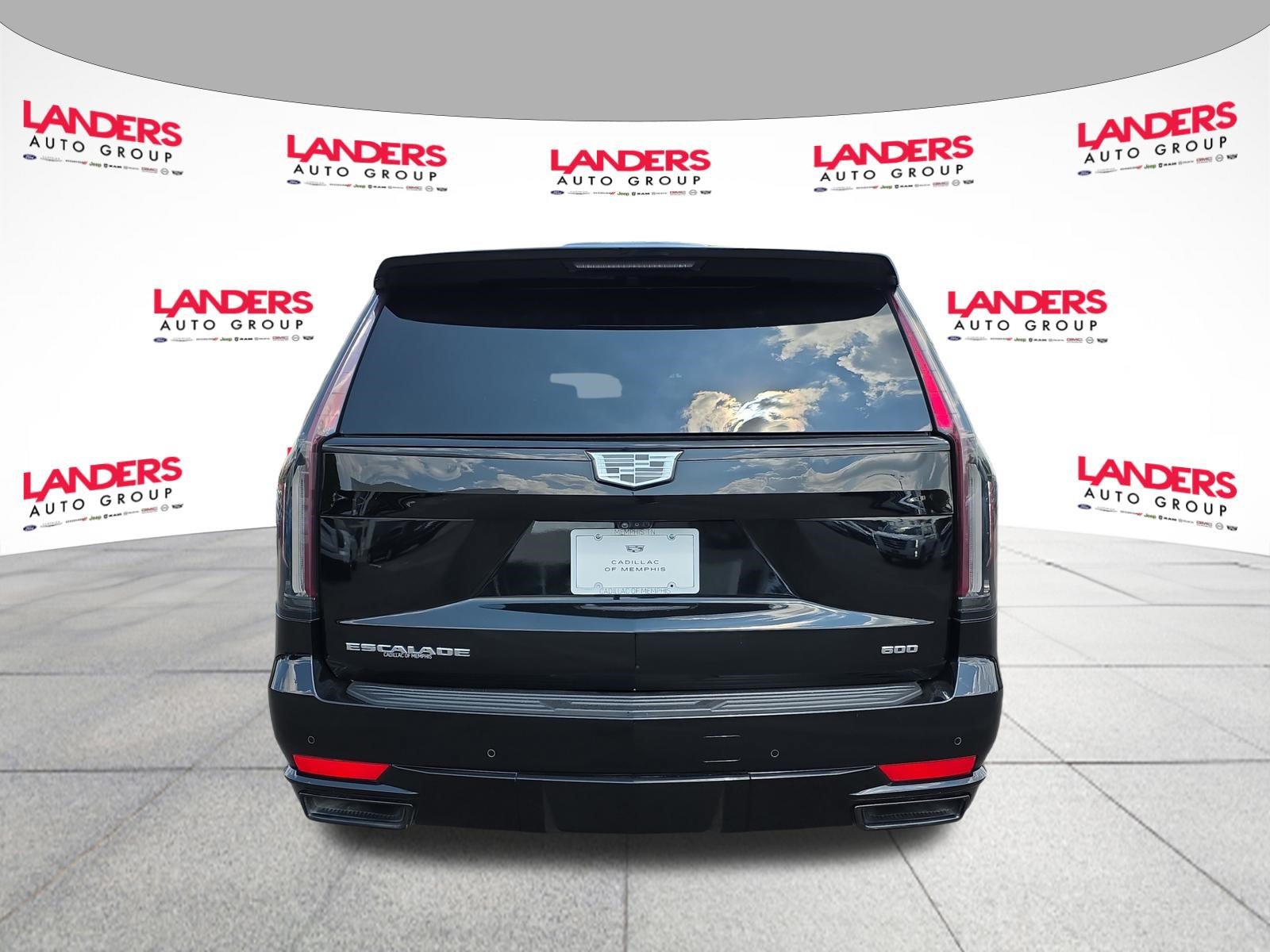 Used 2024 Cadillac Escalade Sport Platinum AWD/4WD image 4