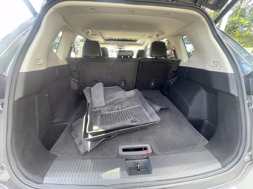 Certified 2023 Nissan Rogue SV w/ SV Premium B Package AWD/4WD image 23