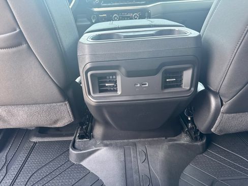 New 2026 Chevrolet Silverado 1500 RST w/ Redline Edition AWD/4WD image 32