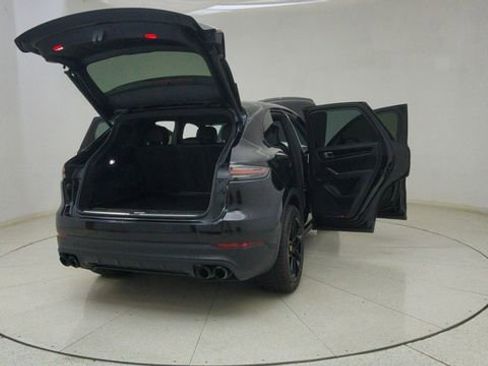 Used 2019 Porsche Cayenne image 71