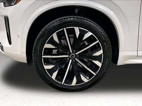 Used 2026 Volvo XC90 B6 Ultra w/ Protection Package Premier AWD/4WD image 36