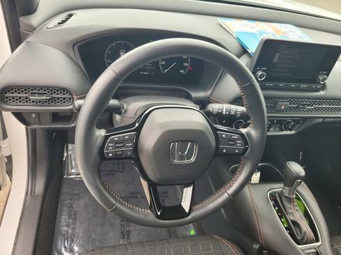 Certified 2024 Honda HR-V Sport image 30