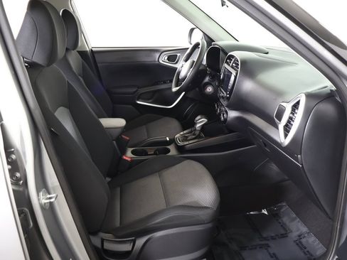 Used 2022 Kia Soul LX w/ Technology Package image 27