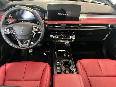 New 2026 Lincoln Corsair Grand Touring image 3