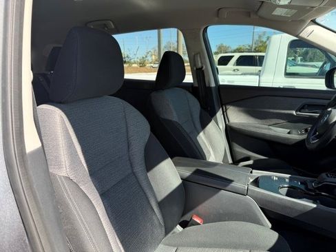 Used 2021 Nissan Rogue S image 12