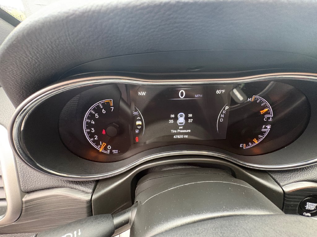 Certified 2021 Jeep Grand Cherokee Laredo AWD/4WD image 18