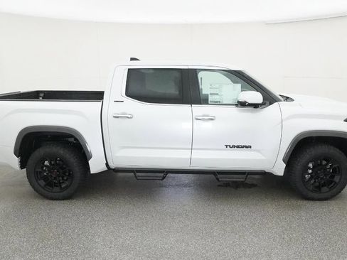 New 2026 Toyota Tundra Limited AWD/4WD image 11