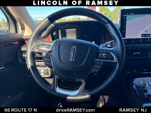 Used 2023 Lincoln Nautilus Reserve AWD/4WD image 26