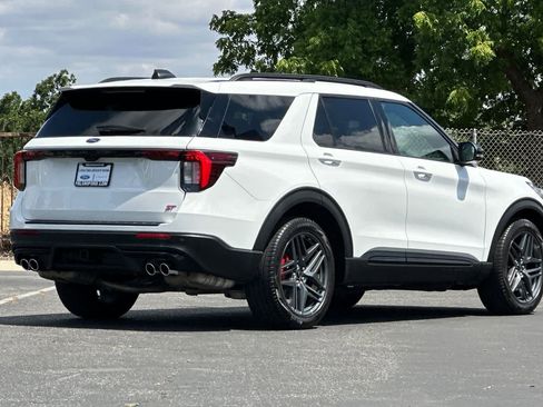 Certified 2025 Ford Explorer ST AWD/4WD image 2