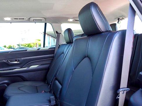 Certified 2026 Toyota Grand Highlander AWD image 22