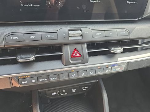 Used 2025 Kia K4 FWD image 27