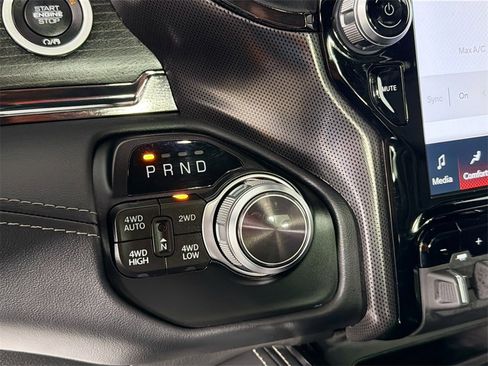 Used 2022 RAM 1500 Limited w/ Body-Colour Bumper Group image 16