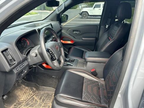 Used 2025 Nissan Frontier PRO-4X w/ Pro Premium Package AWD/4WD image 10