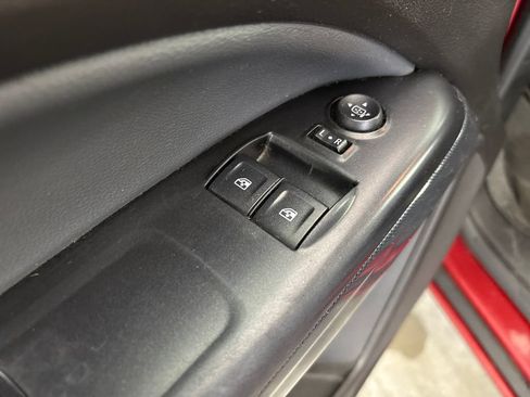 Used 2015 Chevrolet Colorado Z71 AWD/4WD image 14