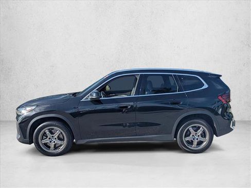 Used 2023 BMW X1 xDrive28i w/ Convenience Package AWD/4WD image 9