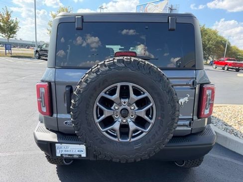 New 2025 Ford Bronco Badlands image 7