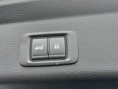 Used 2024 Mitsubishi Outlander SE AWD/4WD image 32