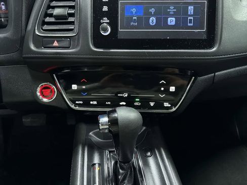 Used 2022 Honda HR-V EX image 19