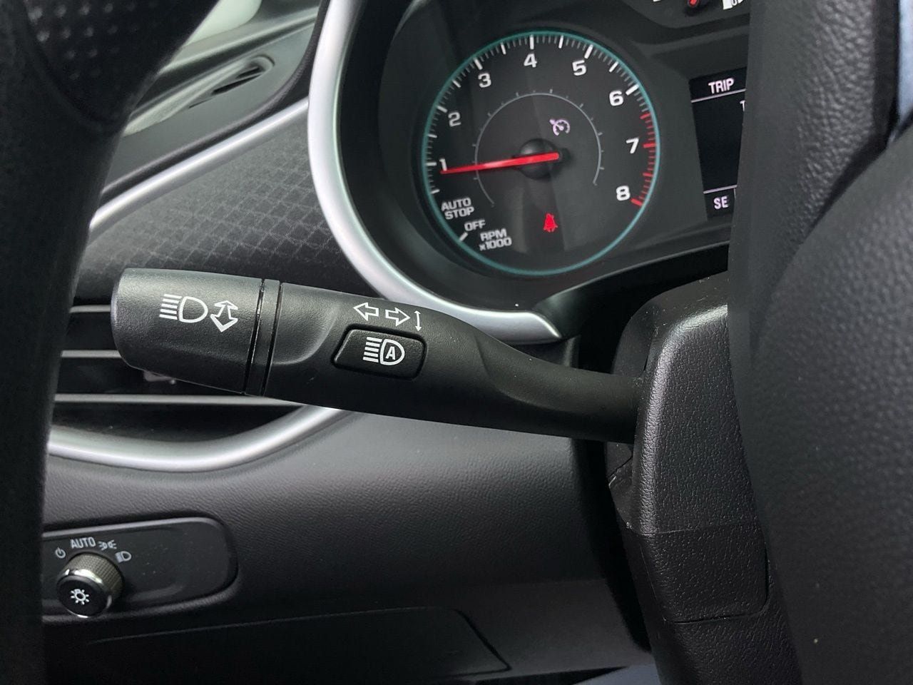 Used 2025 Chevrolet Malibu LT FWD image 33