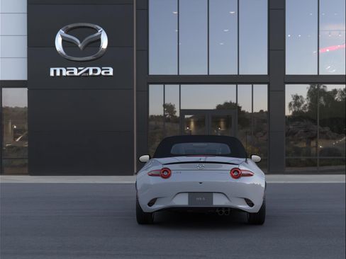 New 2026 MAZDA MX-5 Miata Club w/ Interior Package image 4