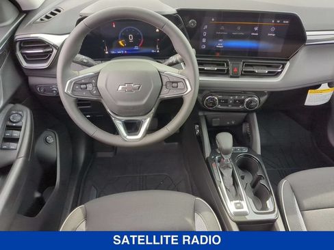New 2026 Chevrolet TrailBlazer LT w/ Convenience Package AWD/4WD image 17