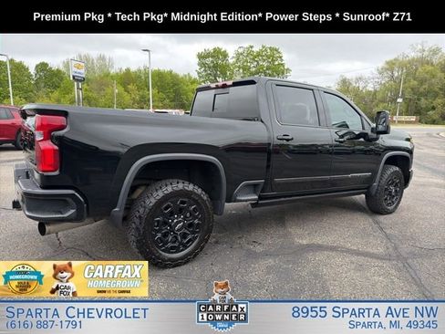 Used 2024 Chevrolet Silverado 2500 High Country w/ High Country Premium Package AWD/4WD image 3