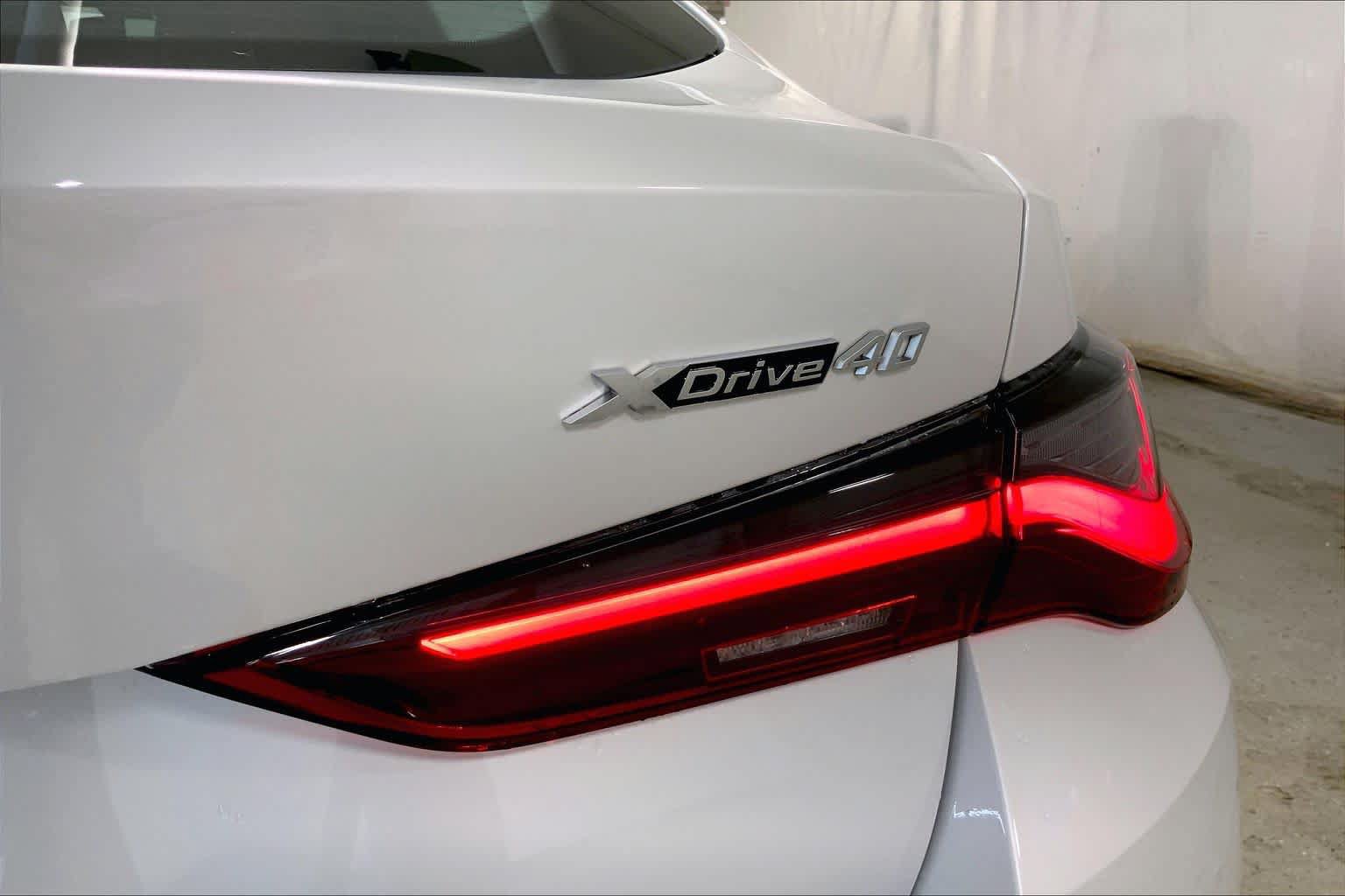 New 2026 BMW i4 xDrive40i w/ M Sport Package AWD/4WD image 15