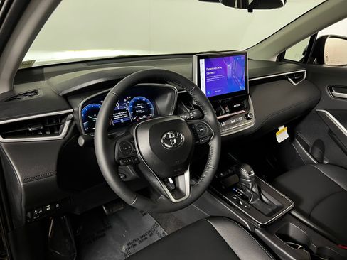 Certified 2026 Toyota Corolla Cross XLE w/ Convenience Package image 12