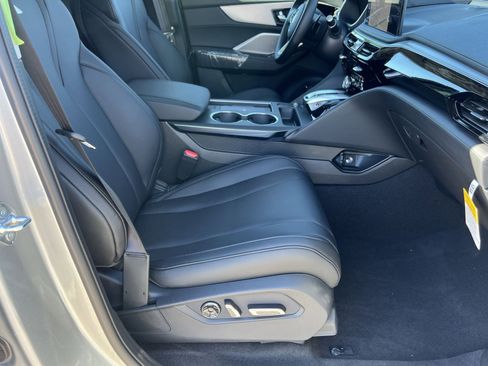 New 2026 Acura MDX SH-AWD image 26