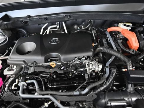 Certified 2025 Toyota Grand Highlander AWD Hybrid image 34