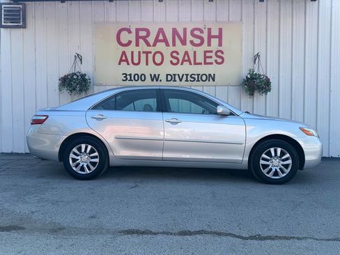 Used 2008 Toyota Camry LE FWD image 5