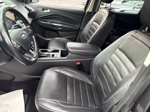 Used 2018 Ford Escape SEL AWD/4WD image 9