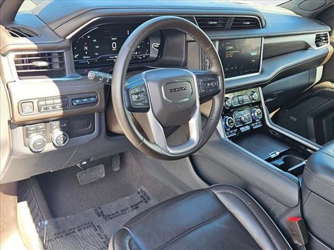 Certified 2023 GMC Yukon Denali image 10