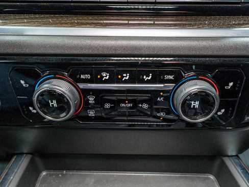 Used 2024 Chevrolet Silverado 1500 RST image 21