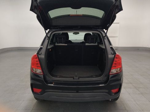 Used 2020 Chevrolet Trax LS FWD image 29