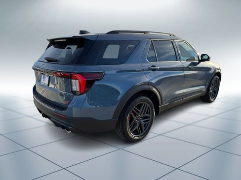 New 2026 Ford Explorer ST w/ Sun And Sound Package image 4