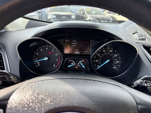 Used 2018 Ford Escape SE image 14