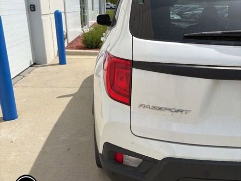Used 2023 Honda Passport EX-L image 7