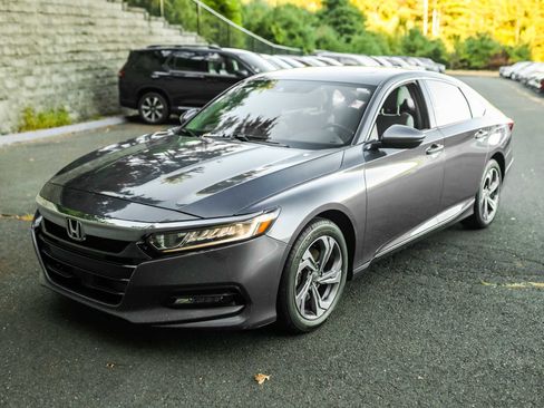 Used 2018 Honda Accord EX-L image 11